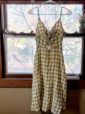 Gilli Gingham Tie-Front Sundress